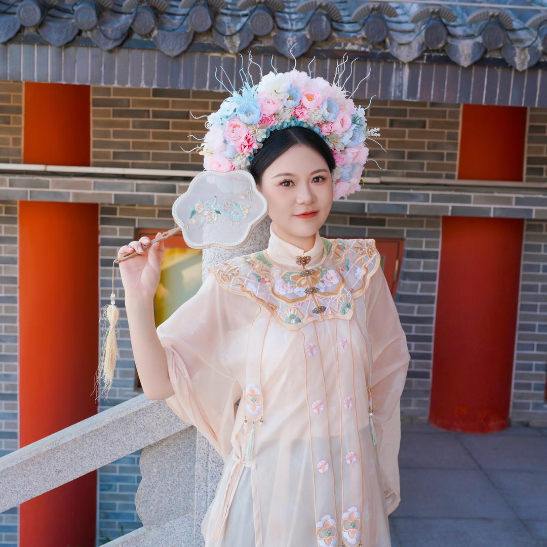 娜宝不菜@@（黑白调）