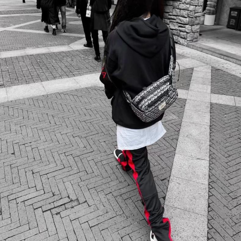 又他妈是我不对