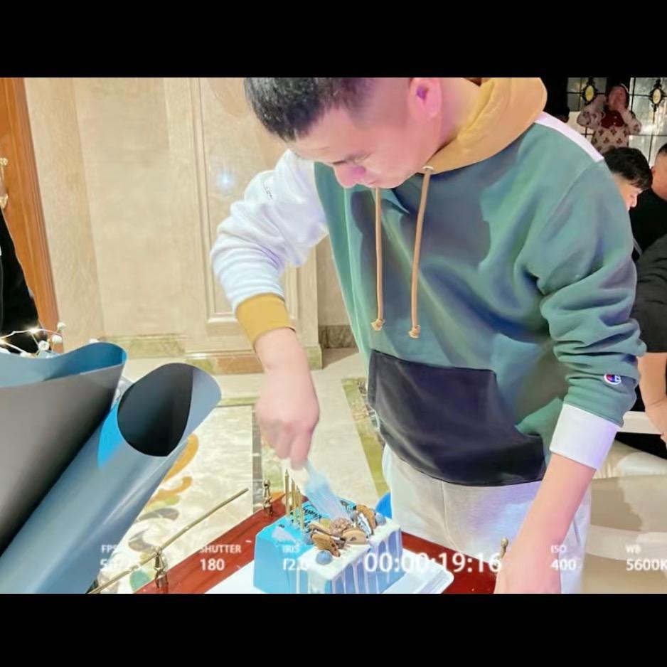 一缕阳光丿