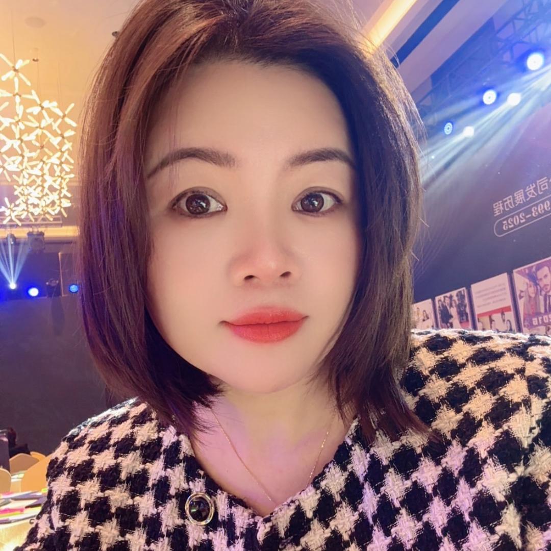 镇龙美容院
