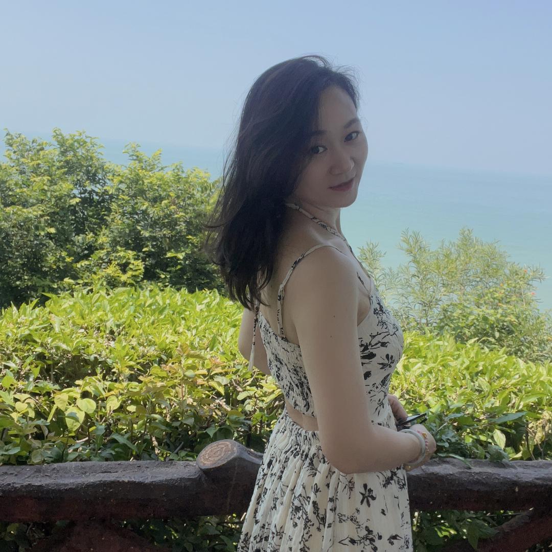 给点阳光就灿烂👀