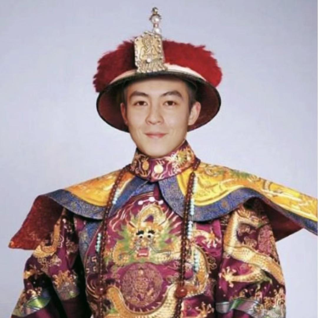 菠萝吹血.