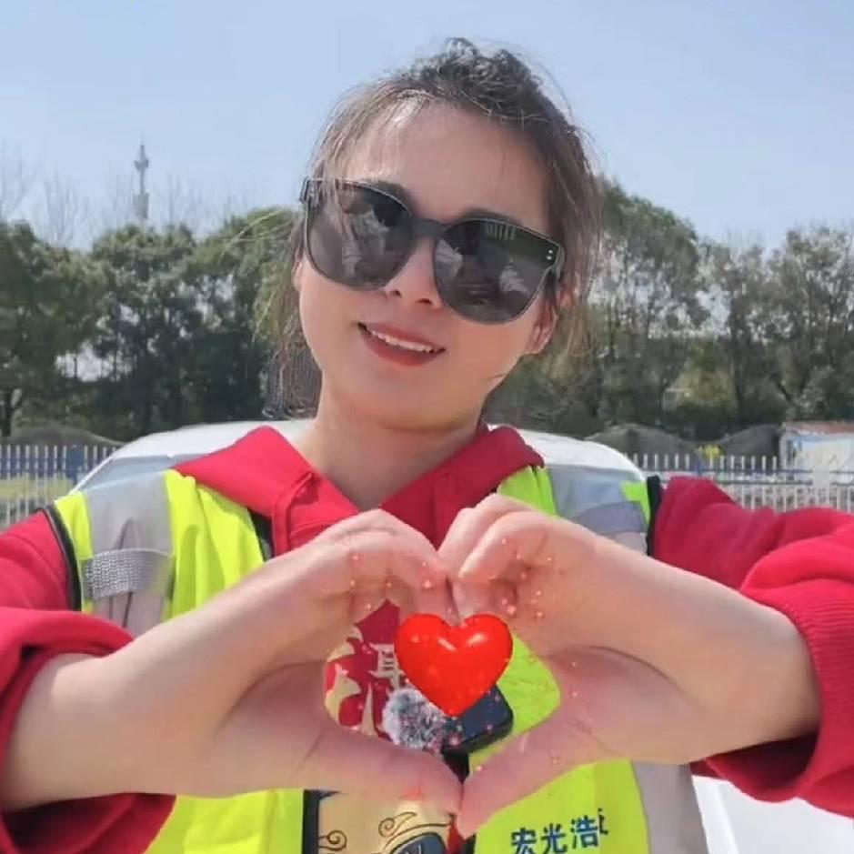 昆山宏光浩驾校--婷婷