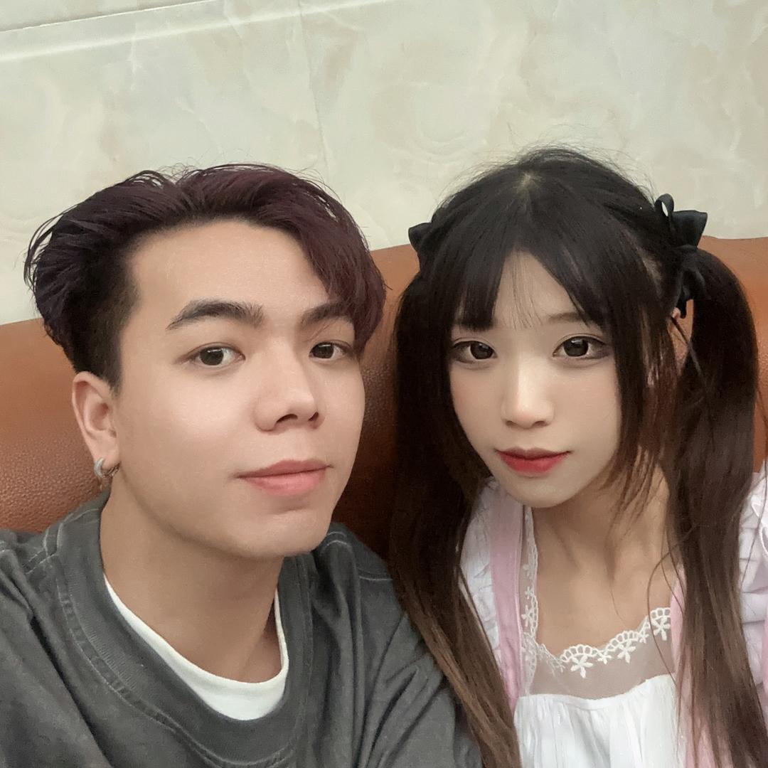陈与良猪猪夫妇