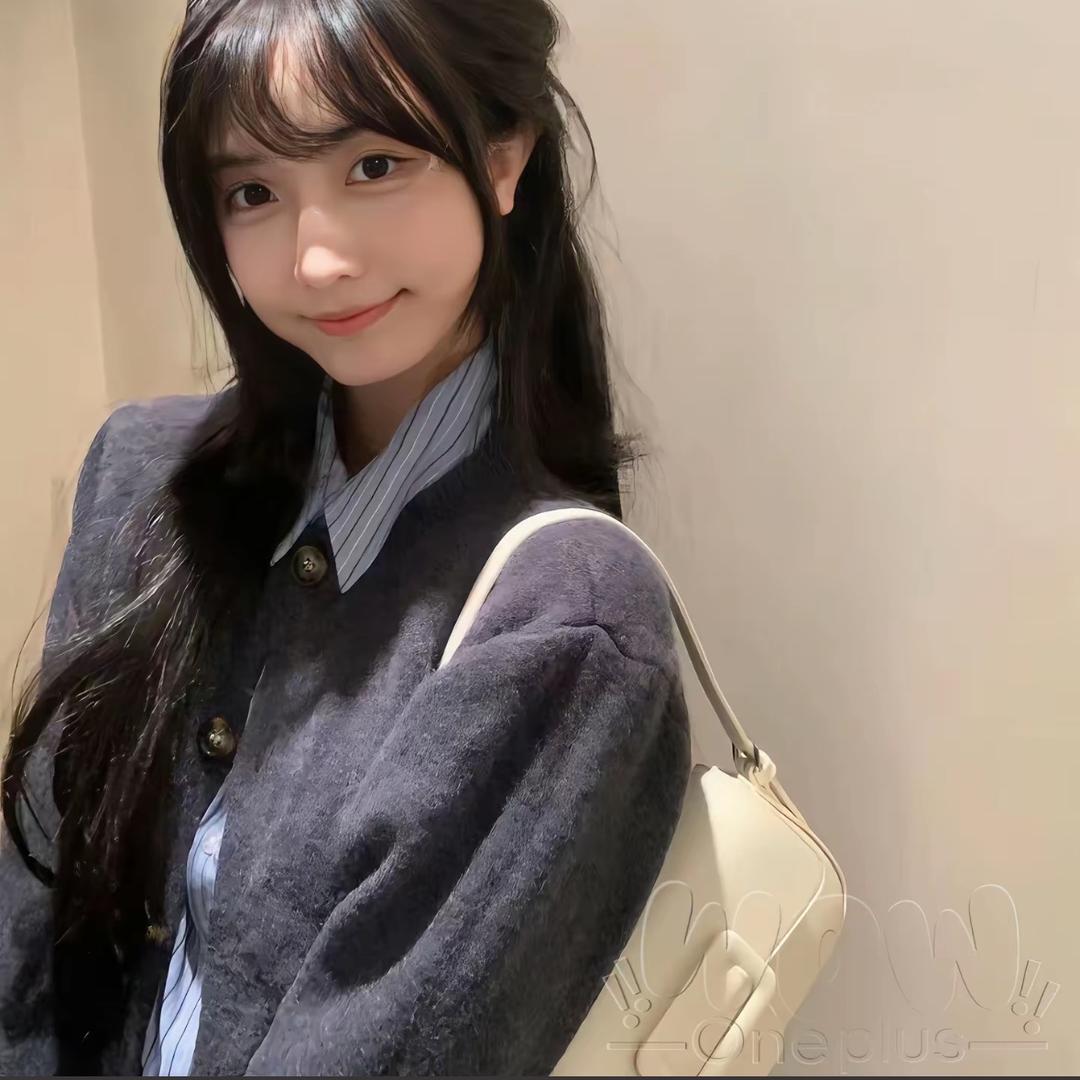 仲漫季.
