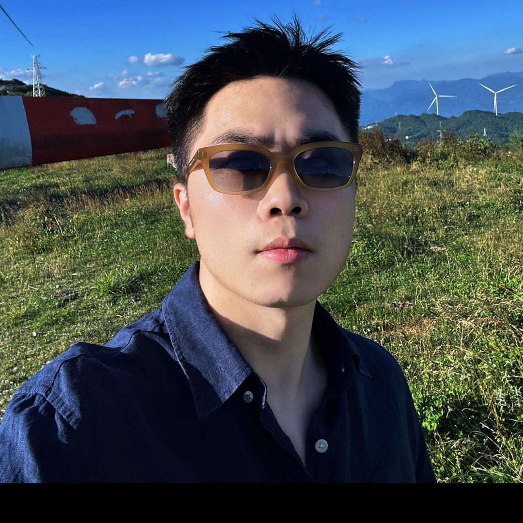 大鹏的蓝天白云