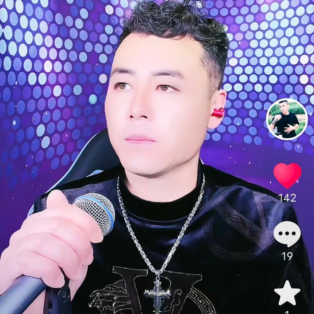 小春哥🎤🎤🎤
