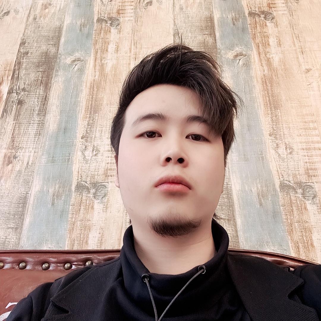 志 恒  🚶🏻‍♂️ 。