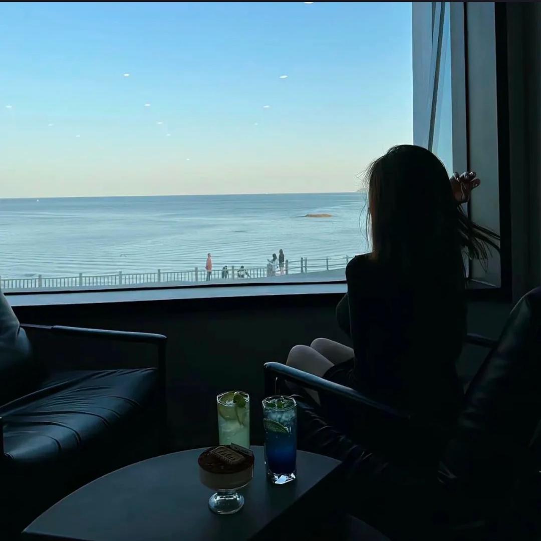 情绪总写脸上·