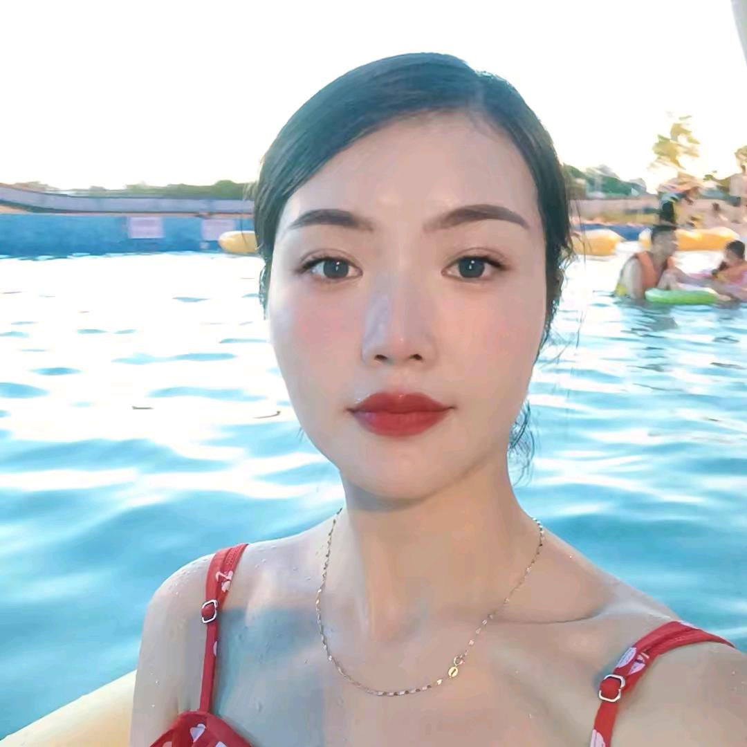李红霞
