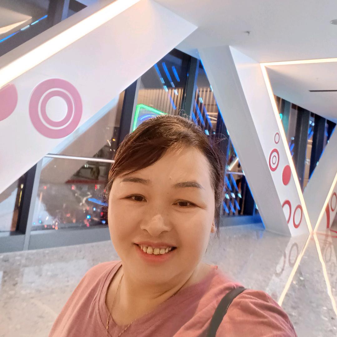 不一样的天空。