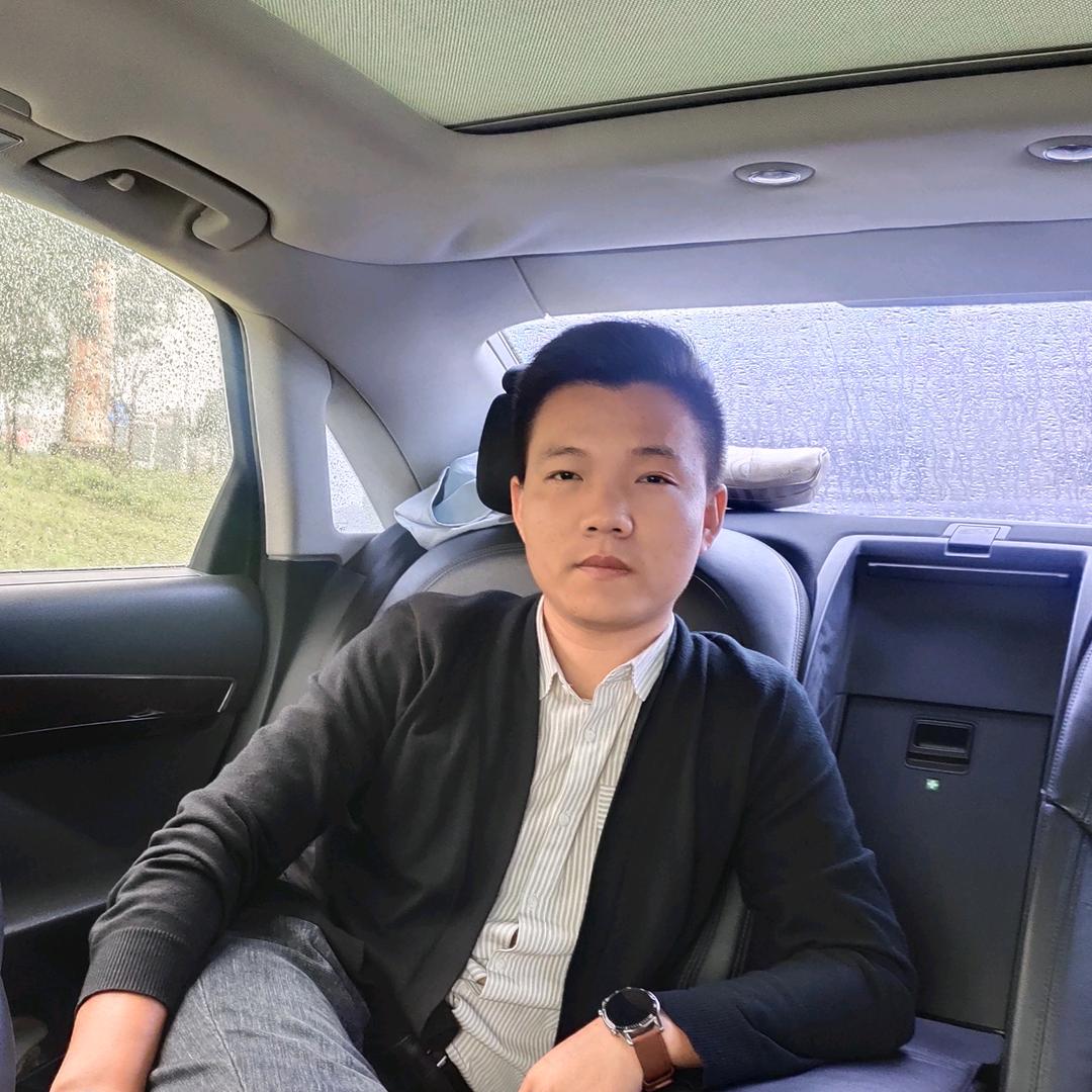 信阳汇鑫名车~谢文明