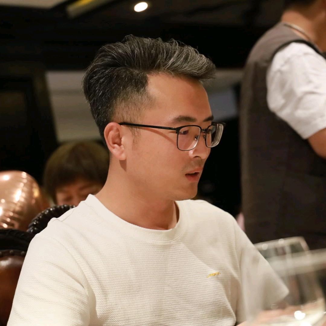 张厂长（天津广告加工厂）