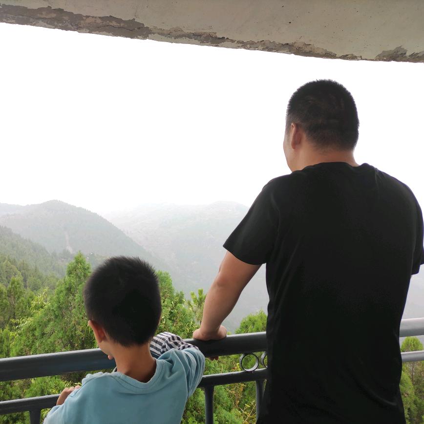 三