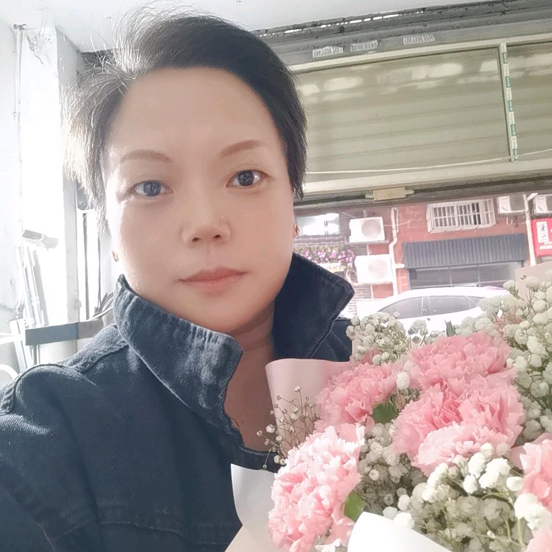 君子兰🌹爱唱歌🎤🎼