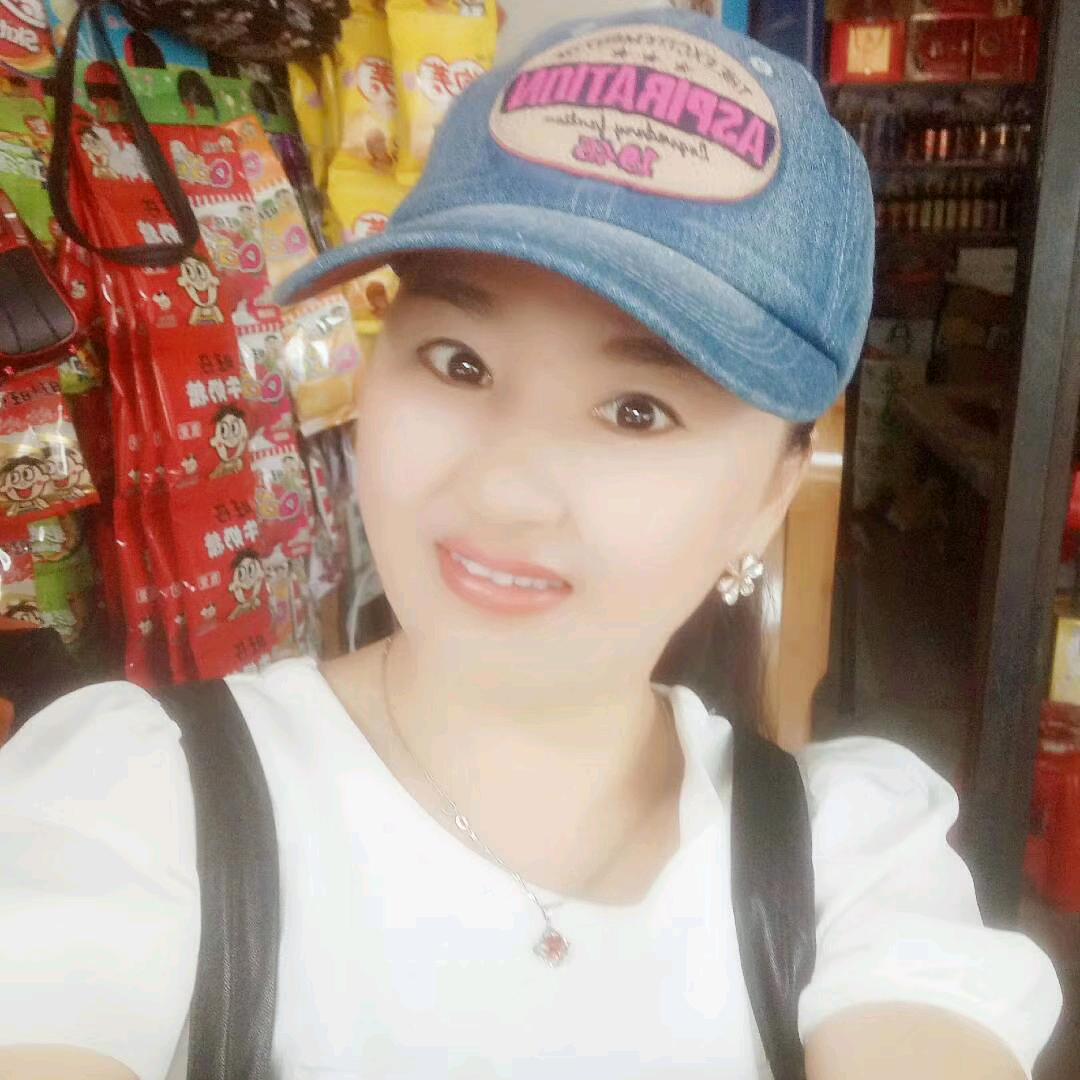 爱跳舞的副食店老板娘