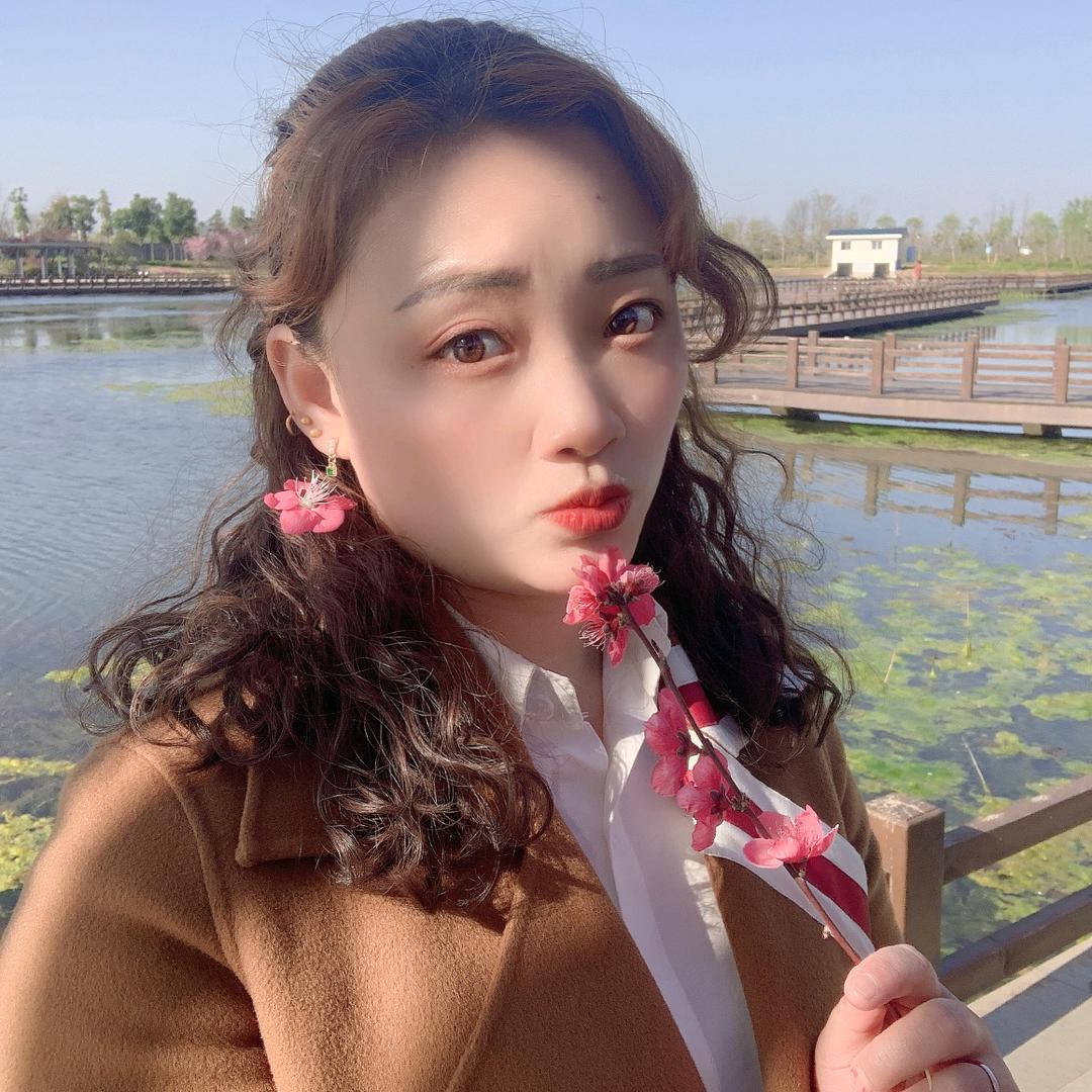 曦儿👭馨儿滴妈妈