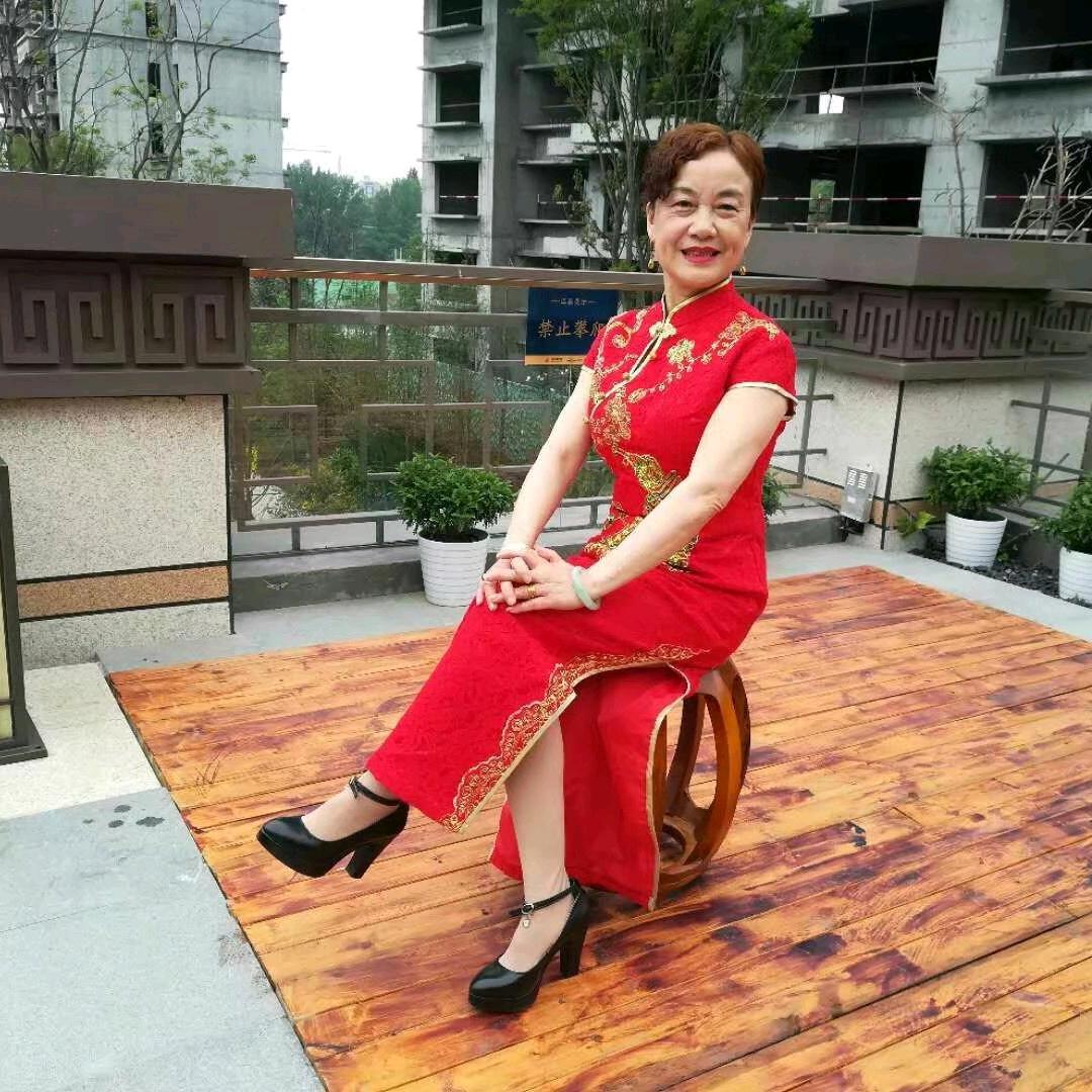 50后退休教师小平