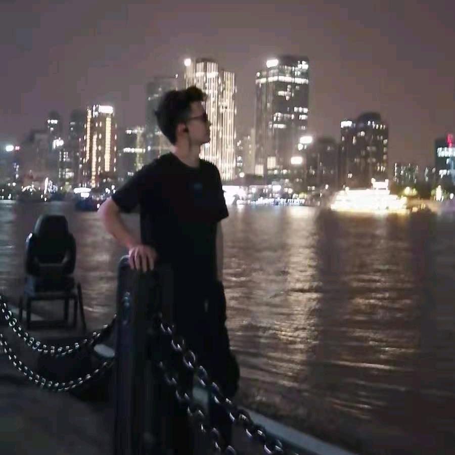 ⚡️无名小卒⚡️