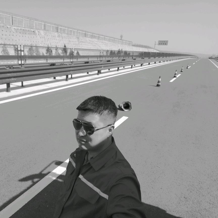 飛宏