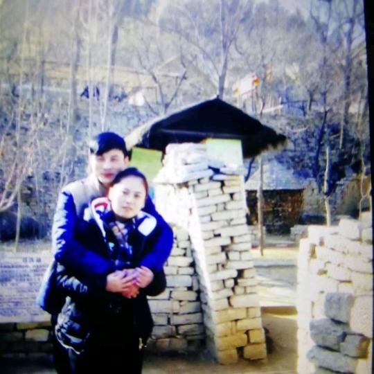 自信的大妞妞