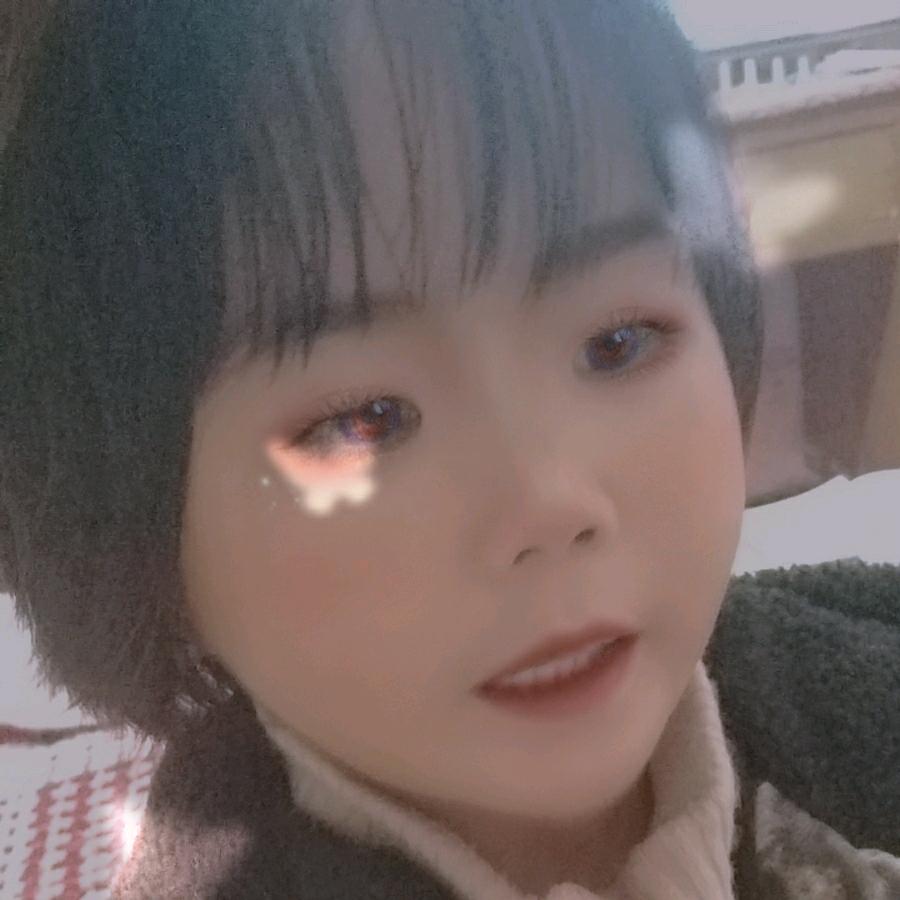 李琳萱奶奶头像