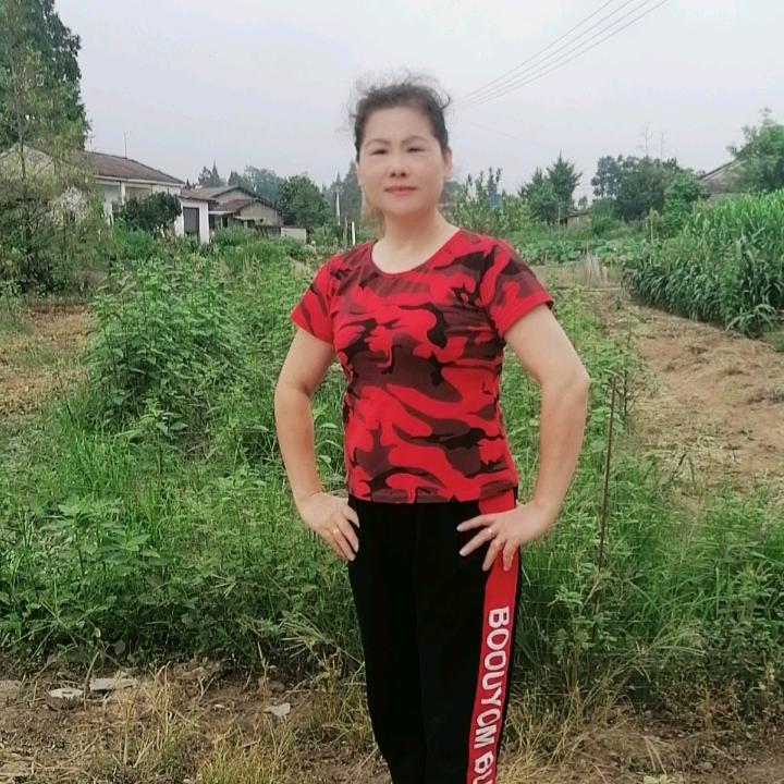 华容县体育舞蹈协会主席谭华南