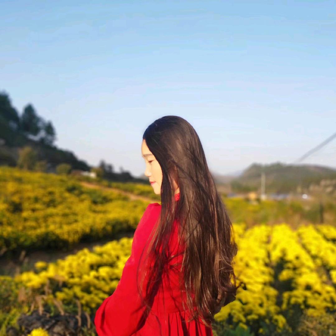 邰花如米小，也学牡丹开