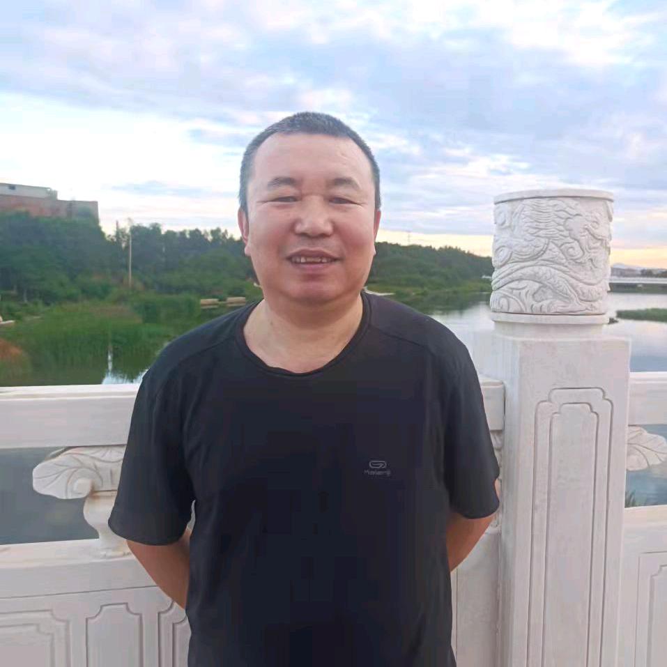 峥嵘往昔