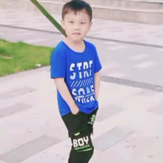 两个孩子的奶奶