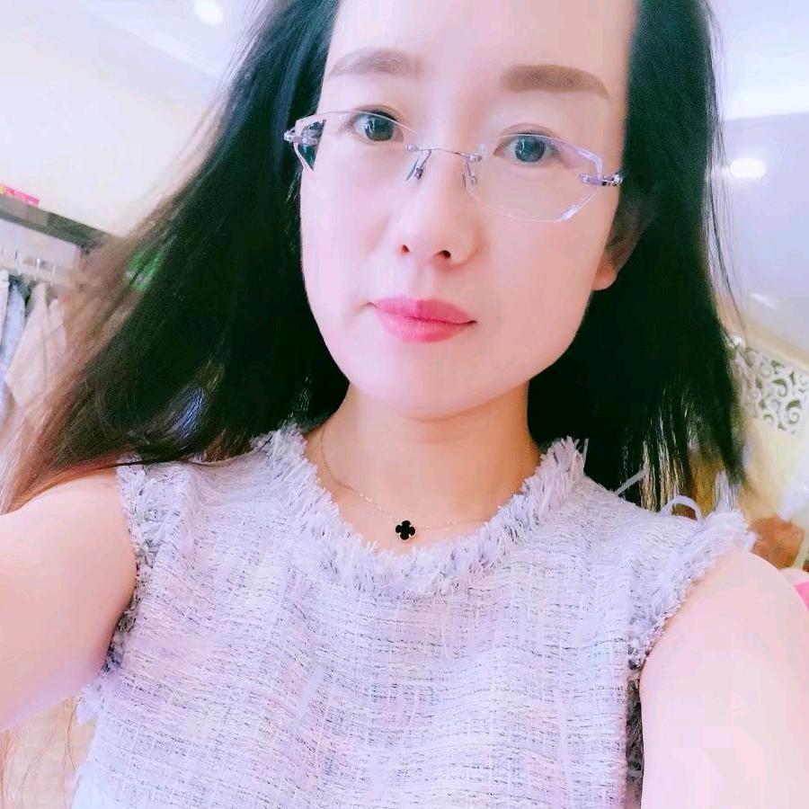 诸城中意服装店（小裁女）