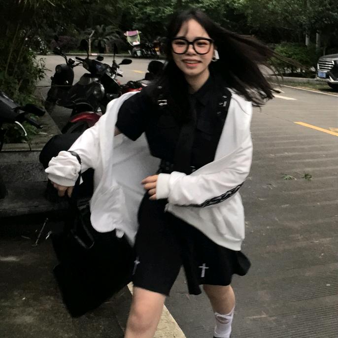 小八🍀🍀