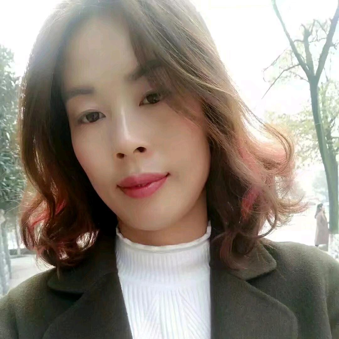 群姐《厨窗营业中》