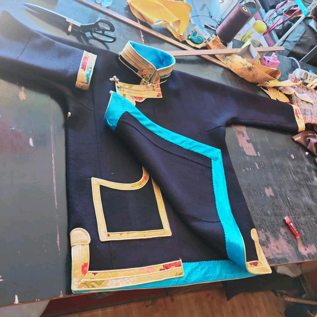 工布江达县宾格村藏装裁缝店