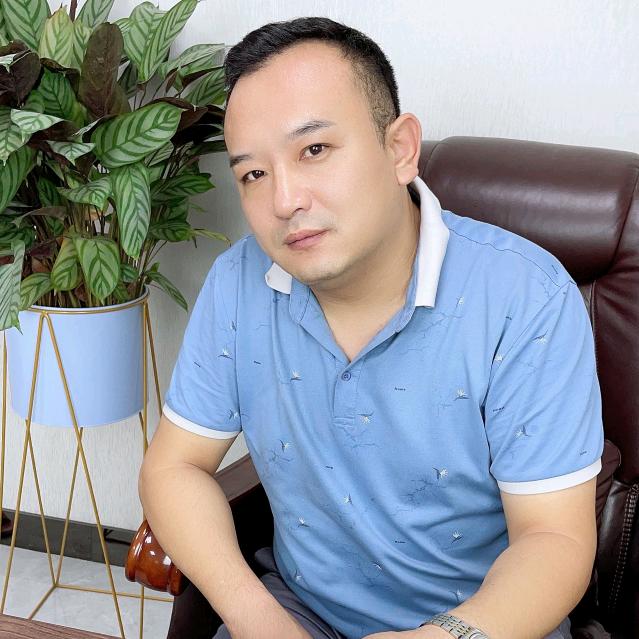 红鑫（潘登祁峰）