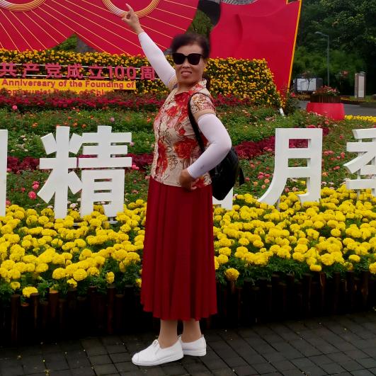 小芬