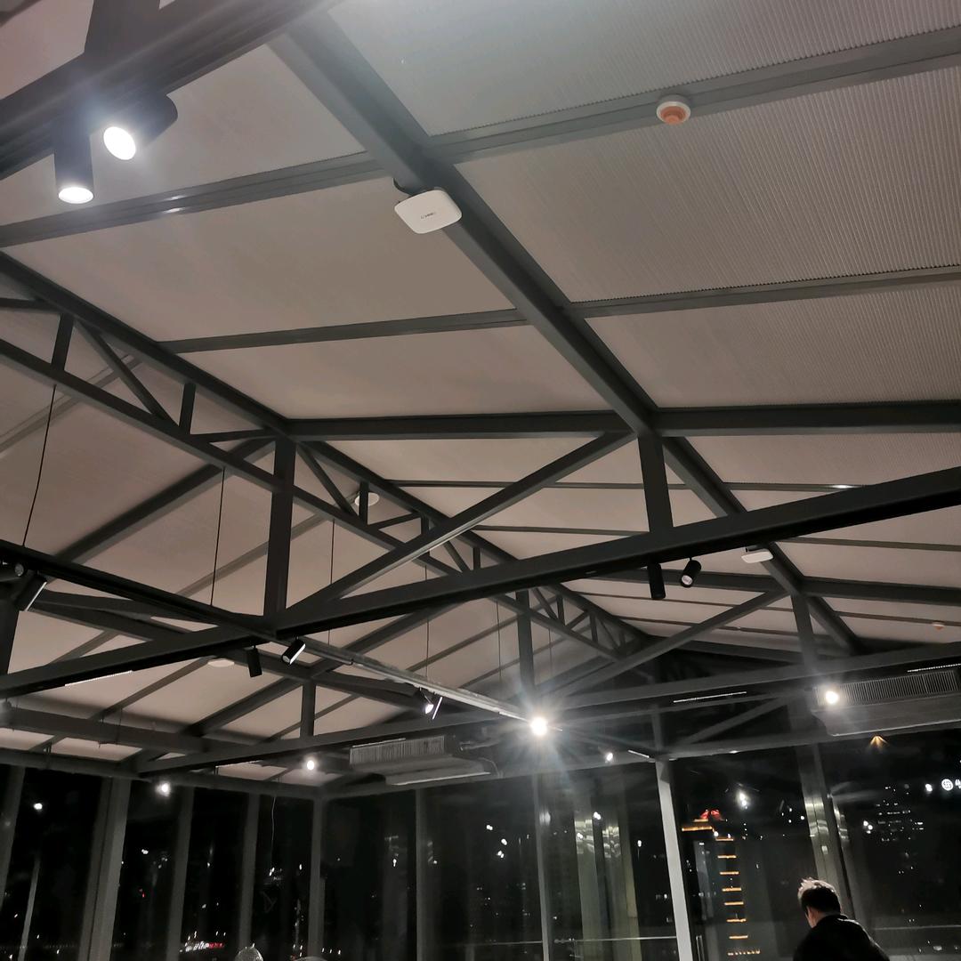 上海优斯特智能窗帘