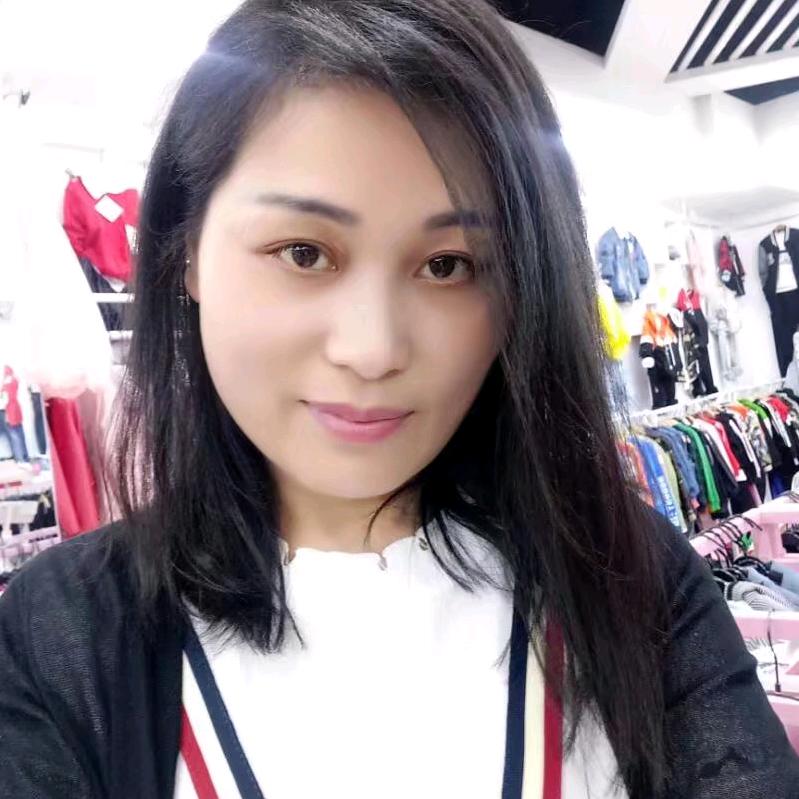 加贝小旺仔童装店