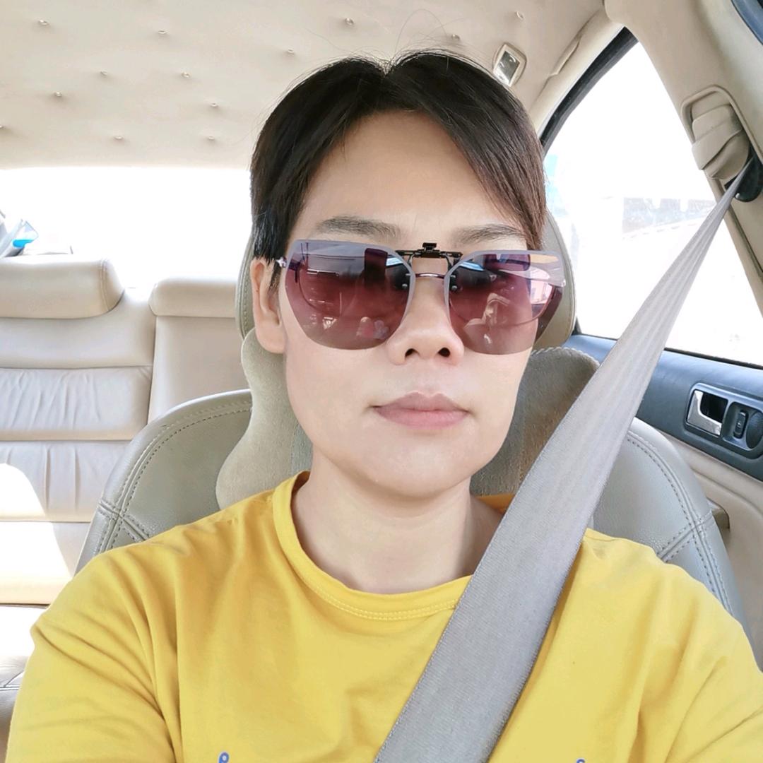 教英语的罗老师