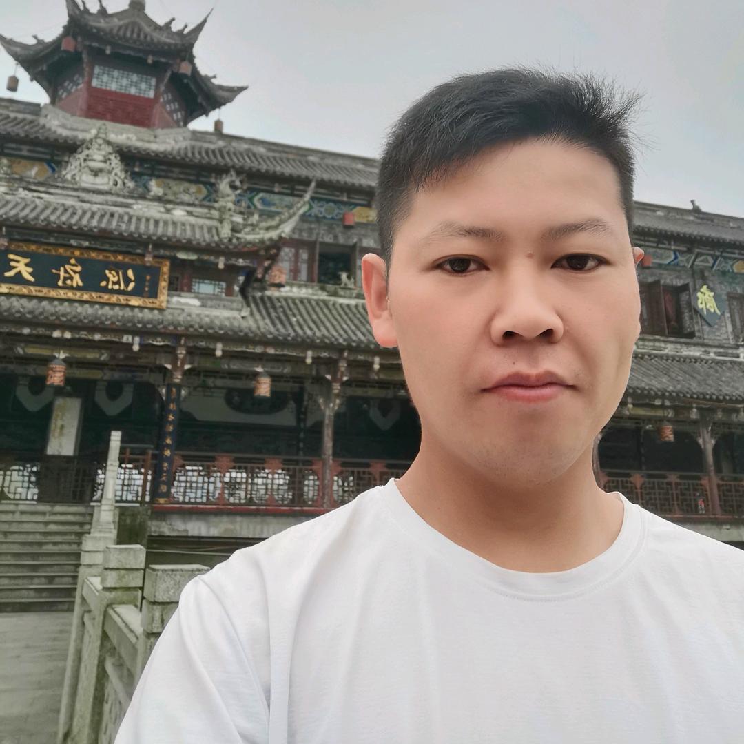 一次性纸碗，筷子，杯子桌布批发