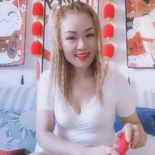 性感的小馋猫❤️🌷