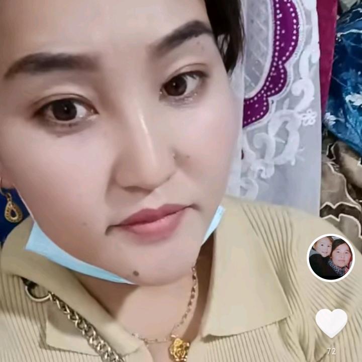 拉拉