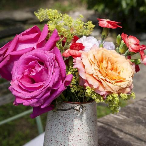 🌈回收沥青，化工原料，专业清罐🌈