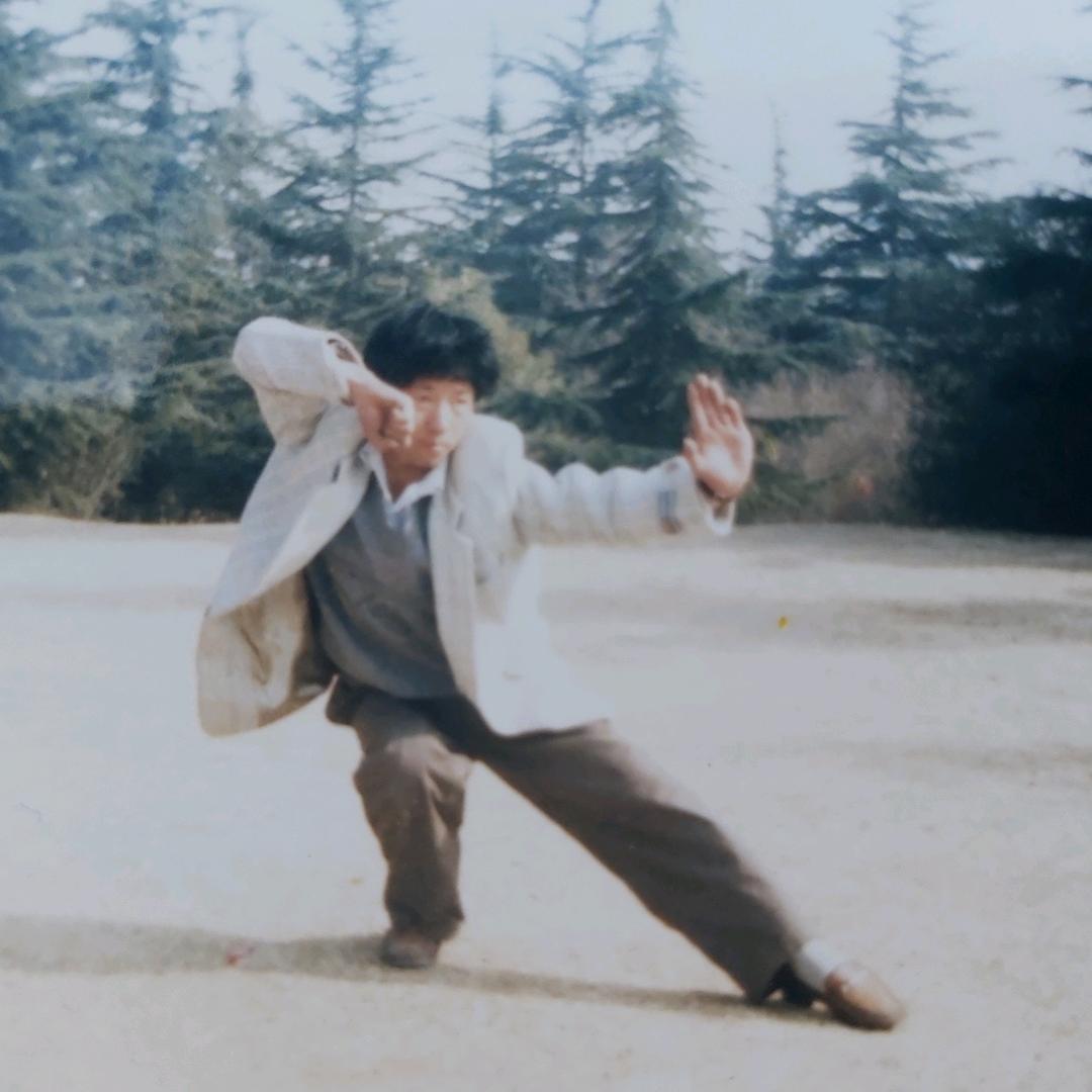 骄骄烈阳