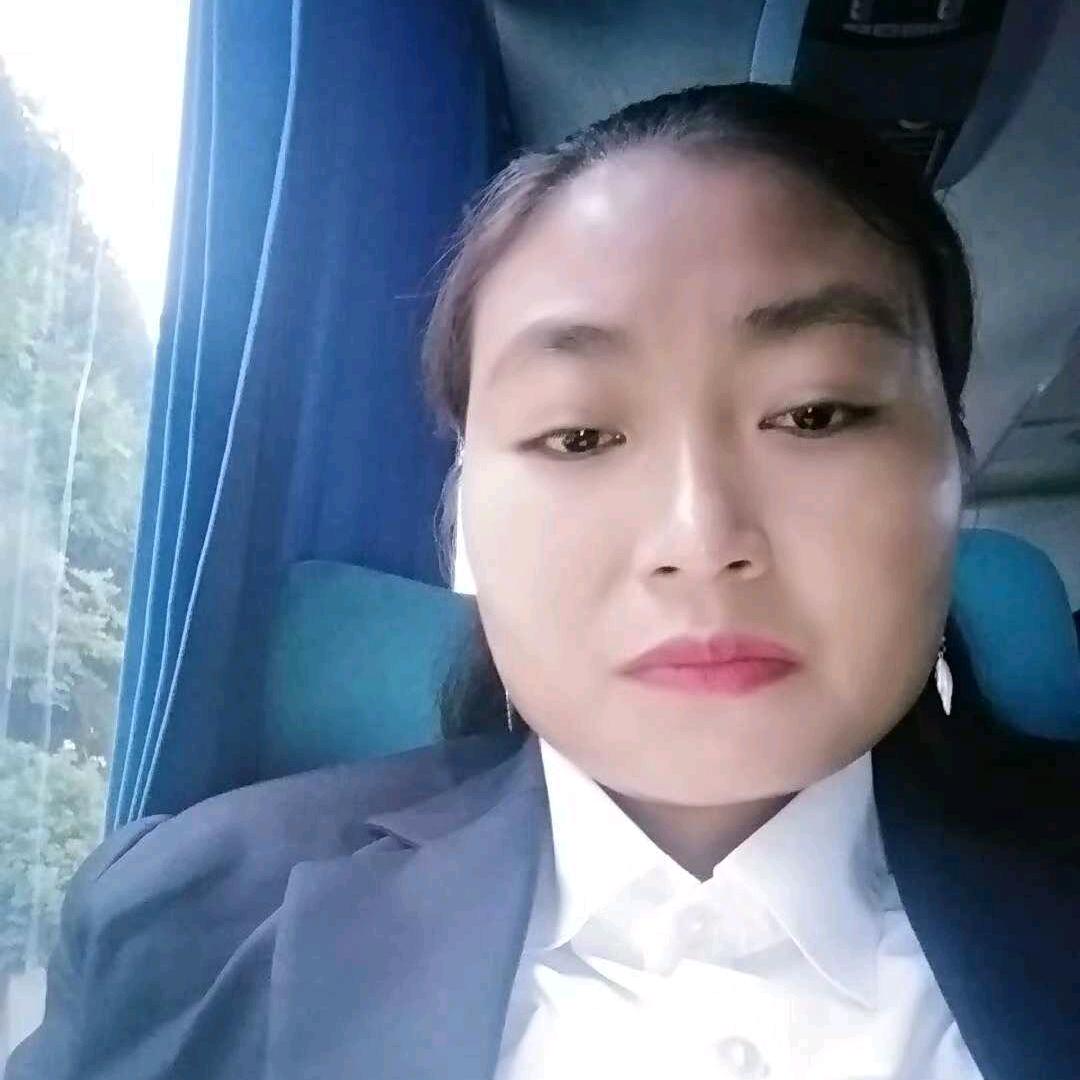在水伊玲