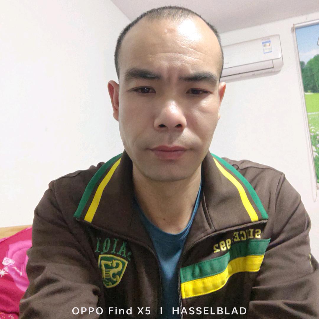 贵州兴仁特色地摊火锅，