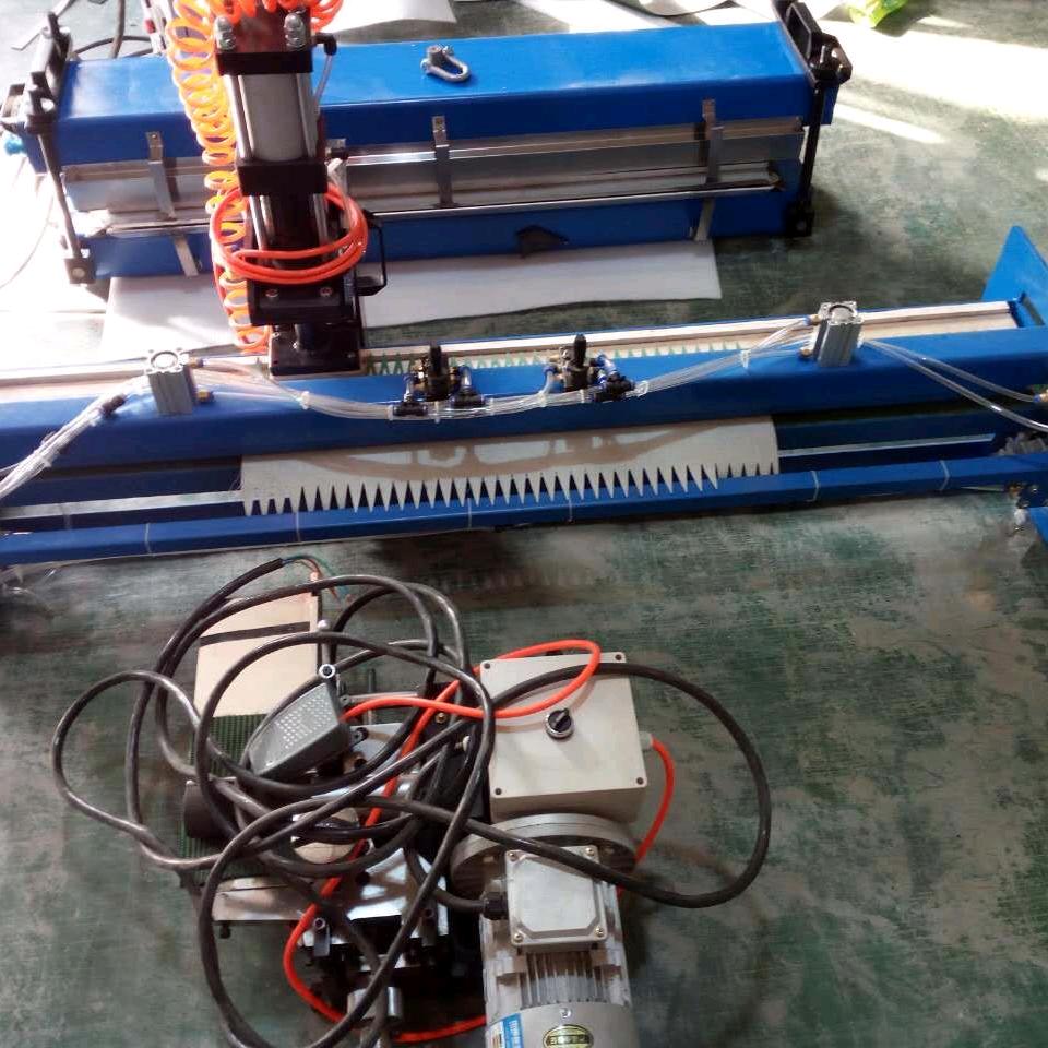 新仁成河北公司裙边挡板高频机接驳机