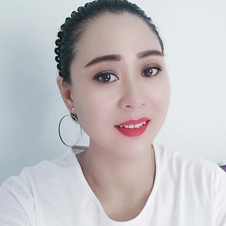 英子