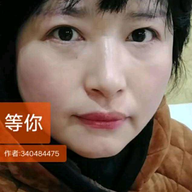 红霞*