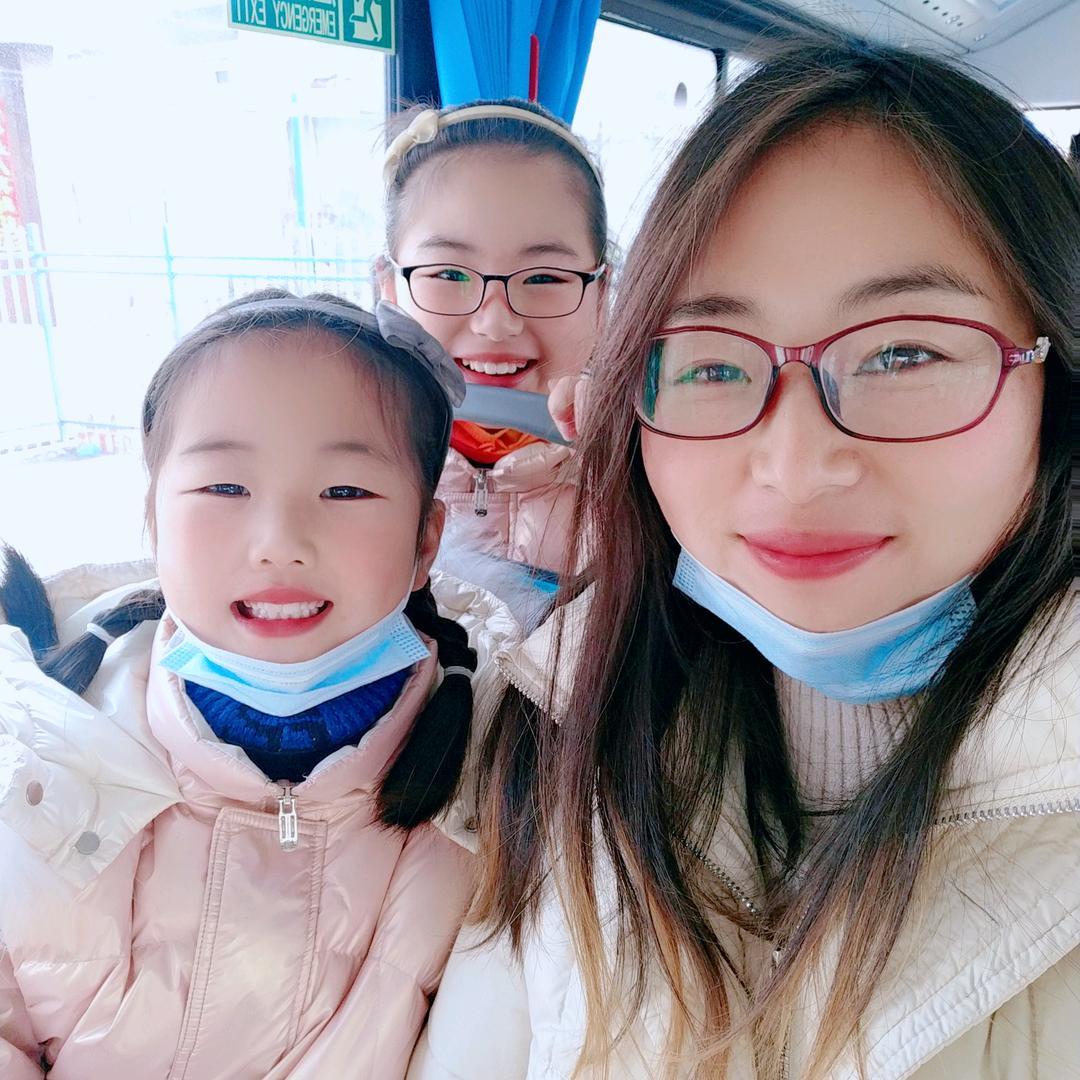 馨晨麻麻（姐姐初升高，妹妹小升初）